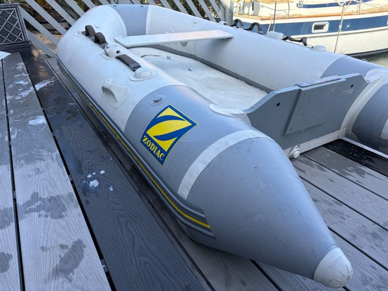 Zodiac SIB inflatable boat acti-v 285