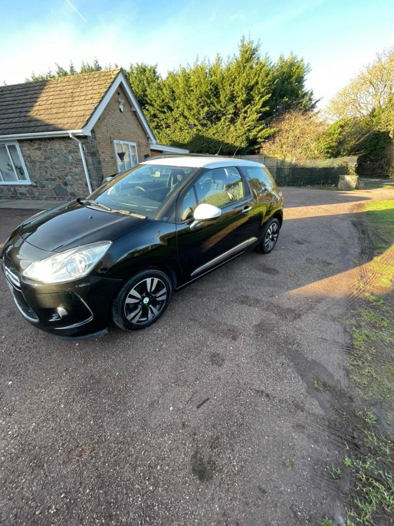 DS, DS 3, Hatchback, 2016, Manual, 1199 (cc), 3 doors