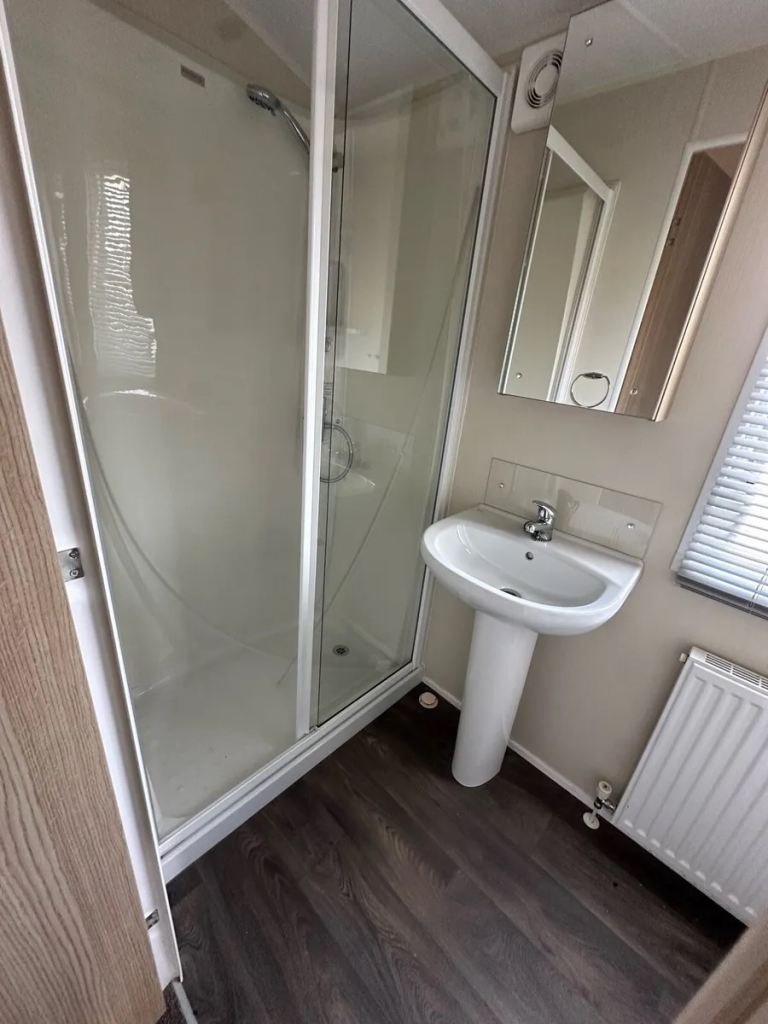 Modern Onsite Caravan Ownership – Birchington/Margate/Broadstairs - Open 11.5 Months A Year!