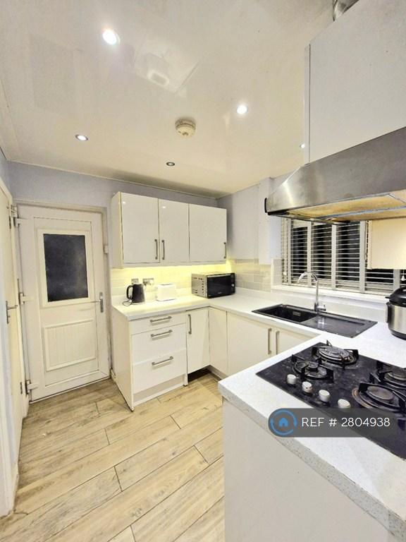3 bedroom house in Acomb Gardens, Newcastle Upon Tyne, NE5 (3 bed) (#2804938)