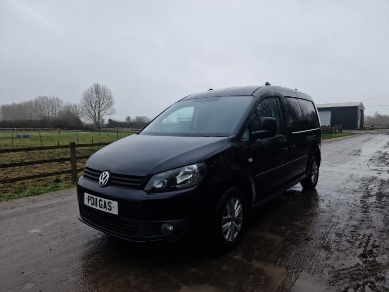 2015 VW Volkswagen Caddy Maxi C20 Automatic Black LWB  Drives Perfect  9m MOT