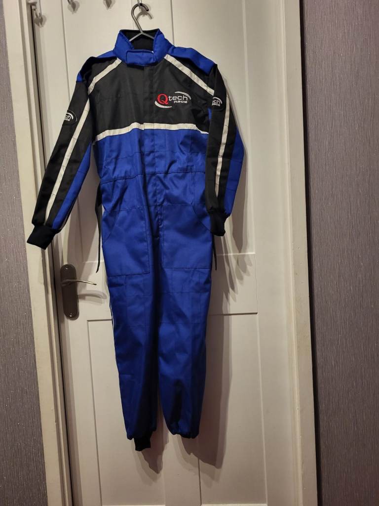 Kids motorcycle gear size 7 ,brand new 