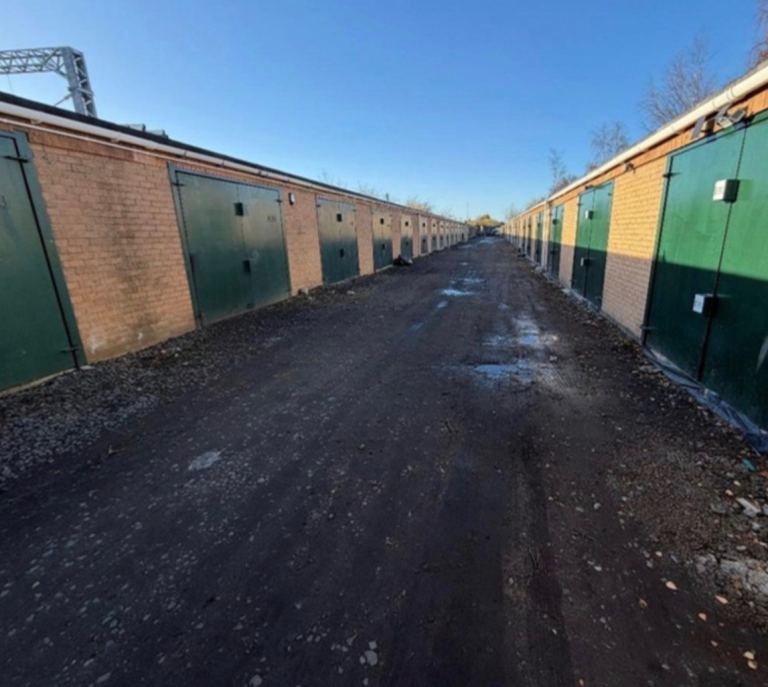 Single and double garages in Edinburgh for rent from £150+VAT per month.