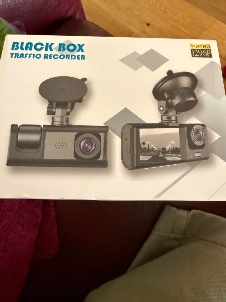 Car dash cam 