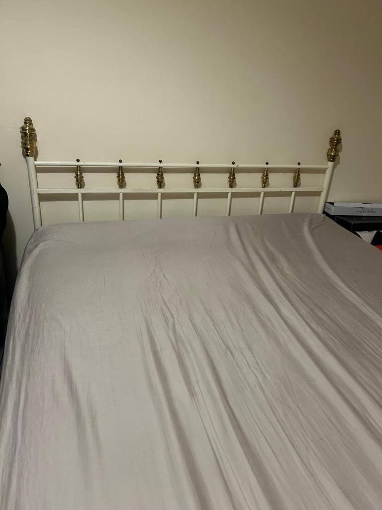 Bed and mattress 