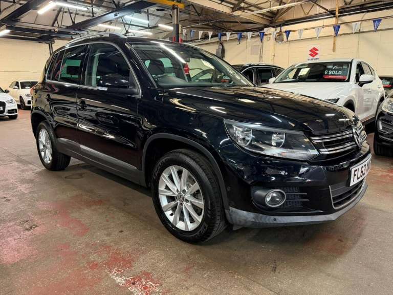 2013 Volkswagen Tiguan 2.0 TDI BlueMotion Tech SE 4WD Euro 5 (s/s) 5dr ESTATE Diesel Manual