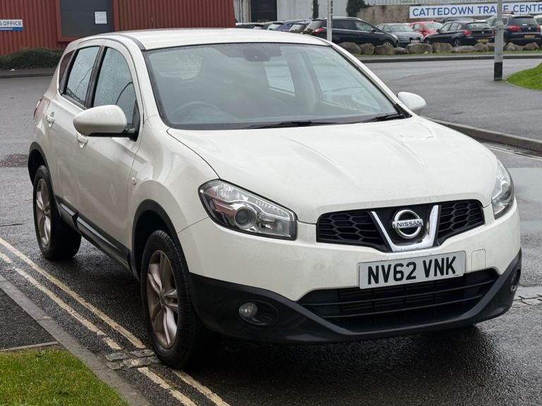 Nissan, QASHQAI, Hatchback, 2013, Manual, 1461 (cc), 5 doors