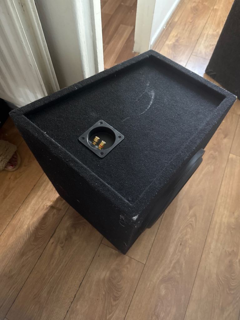 Subwoofer in Sealed Speaker Box – Great Bass Sound