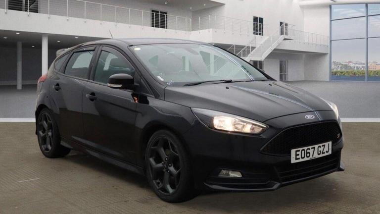 FORD FOCUS 2.0 TDCi ST-2 Euro 6 (s/s) 5dr 2017