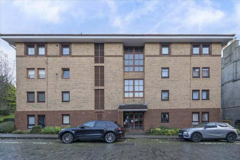 Short fix term summer rental --1 Bed Flat in Canonmills EH7