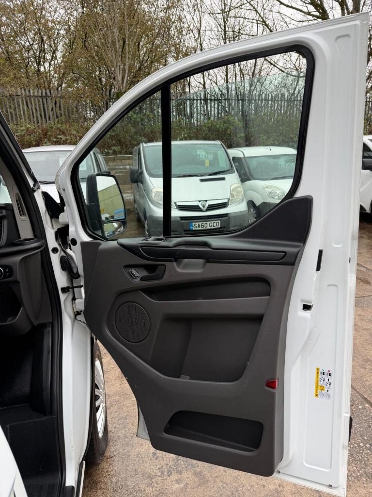 2018 Ford Transit Custom 2.0 TDCi 105ps Low Roof Van PANEL VAN DIESEL Manual