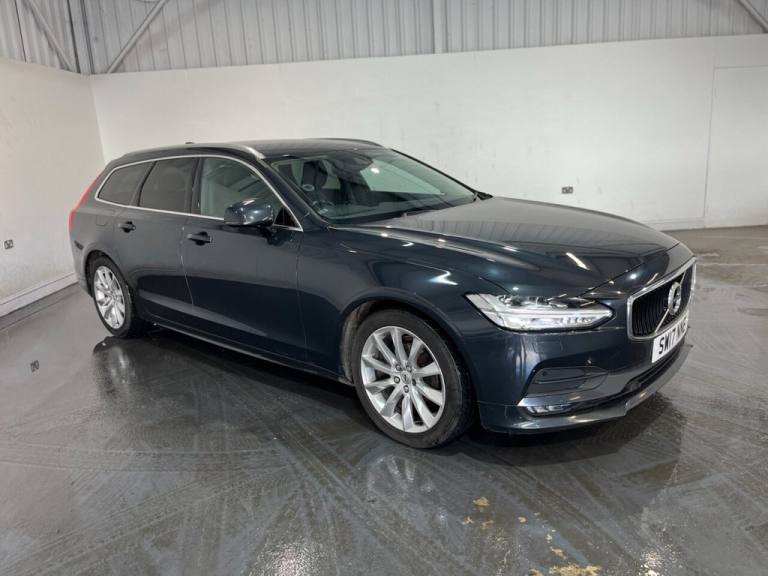 2020 Volvo V90 2.0 D4 Momentum Plus Estate 5dr Diesel Auto Euro 6 (s/s) (190 ps) Estate Diesel Au...