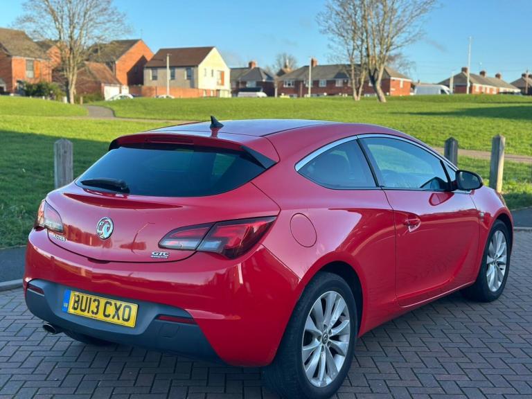 2013 Vauxhall Astra GTC 1.4T 16V 140 SRi 3dr HATCHBACK Petrol Manual