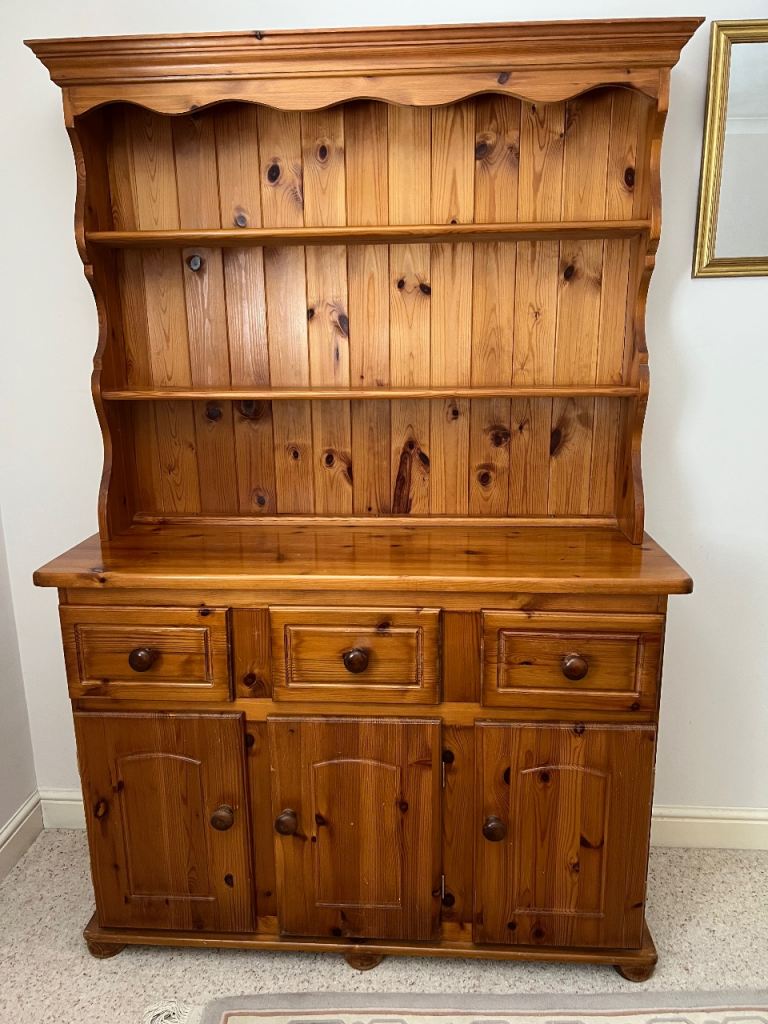 Solid Pine Dresser with Shelves and Drawers – Good Condition