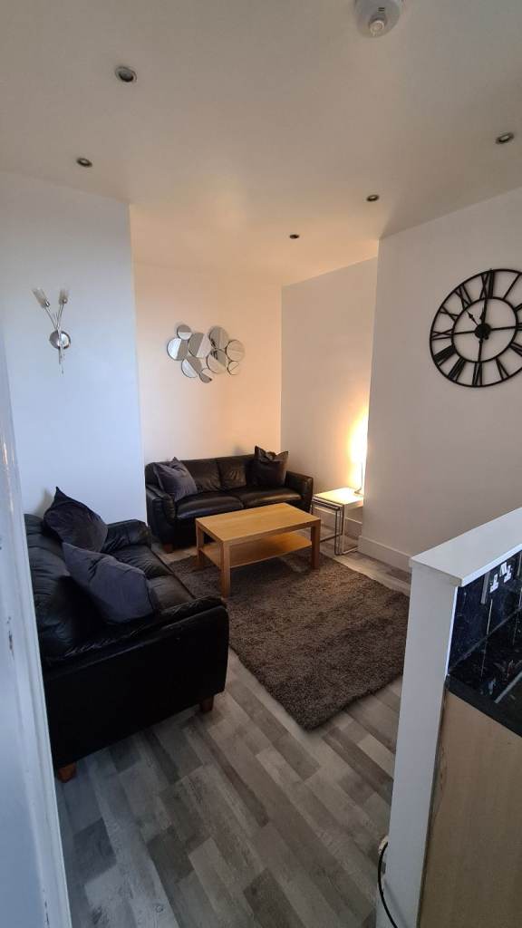 1 x Bedroom Flat Rosemount 