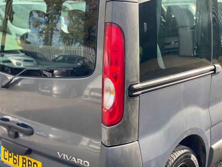 2011 Vauxhall Vivaro 2.0 2900 CDTi ecoFLEX 16v Combi FWD L1 H1 5dr MPV Diesel Manual