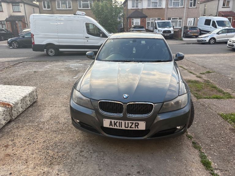 BMW, 3 SERIES, Saloon, 2011, Manual, 1995 (cc), 4 doors