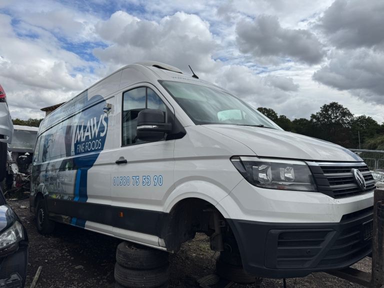 Volkswagen crafter van mwb 2020 2.0 tdi white BREAKING FOR PARTS 