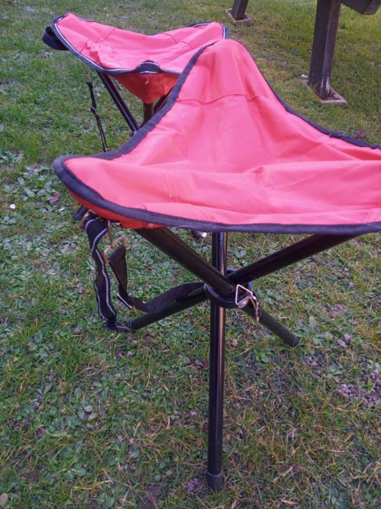  4 Tripod seats for camping festivals