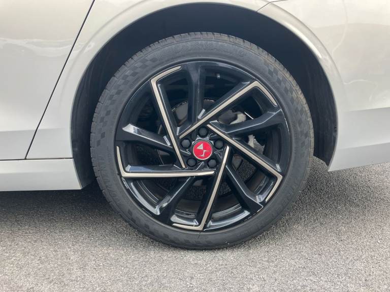 2022 DS Automobiles Ds 9 1.6 PureTech 225 Performance Line + 4dr EAT8 Saloon Petrol Automatic