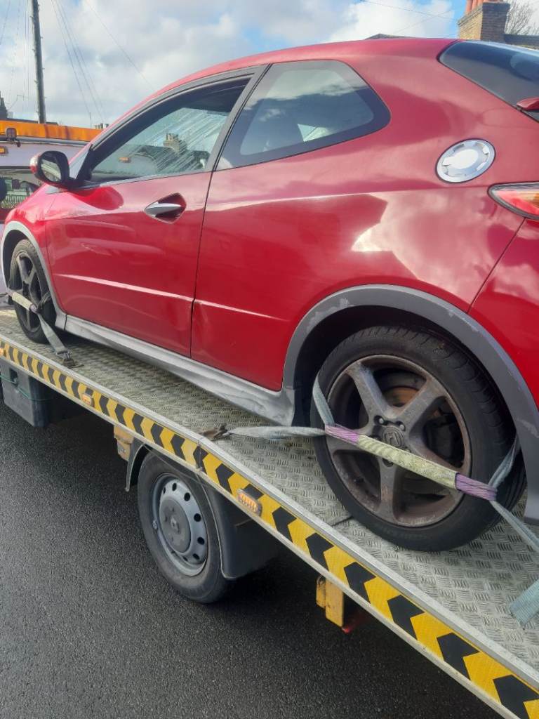 Honda civic type S breaking all parts available 