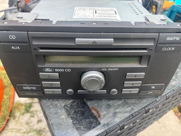 Ford transit radio