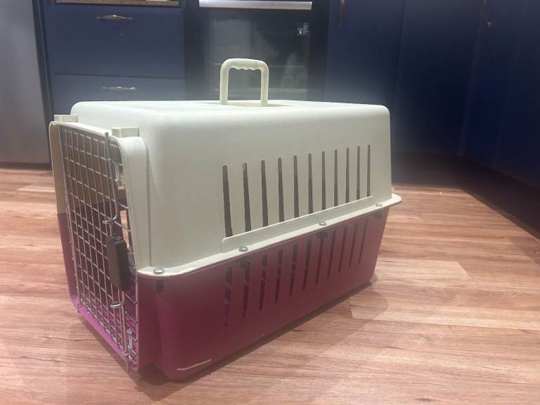Portable Pet Carrier for Cats/Dogs and Animals