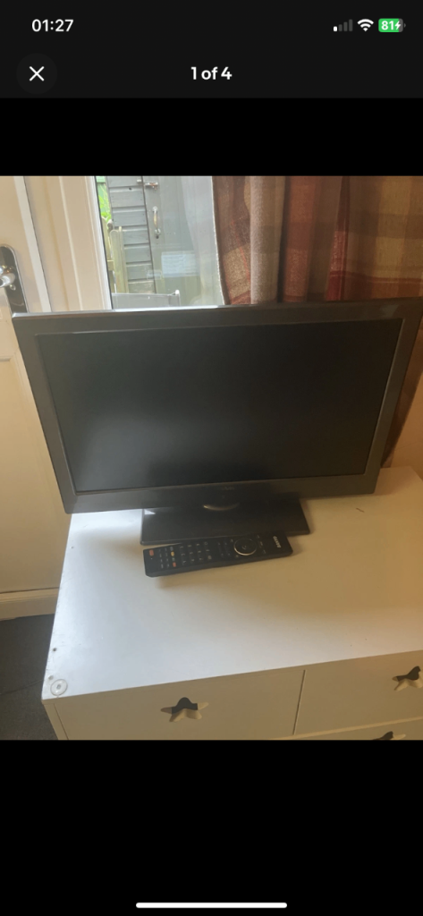 Sanyo 19 Tv/Monitor with Remote Control Vintage Retro