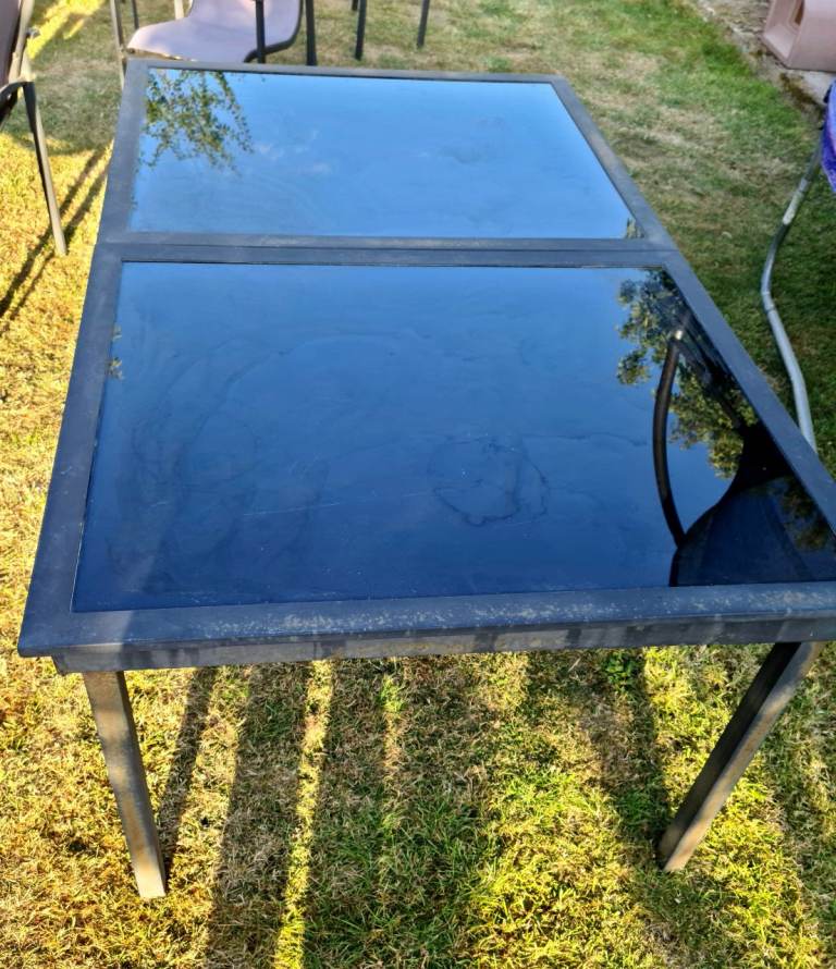 Garden Table and 8 Chairs – Grey/slight tinge of purple, Needs Some TLC