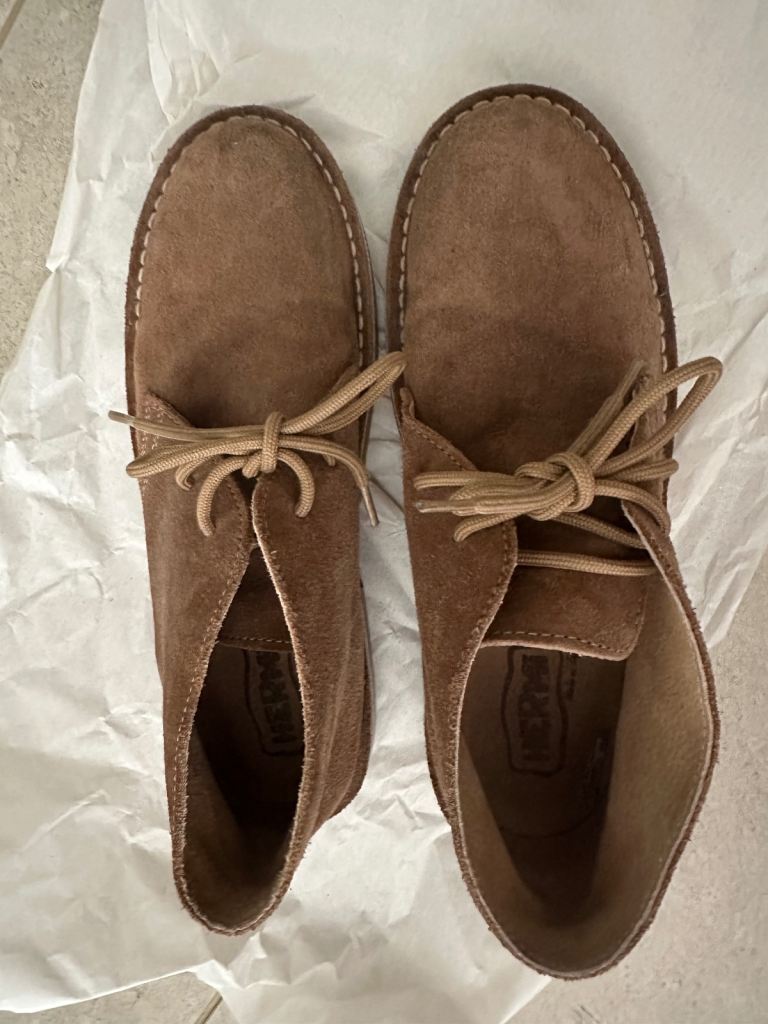 HERMI Camel Suede Desert Boots - Made in Spain, Size 5-5.5