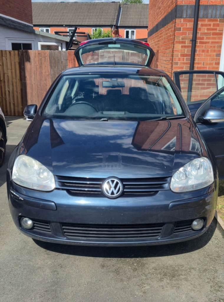 MK5 Golf 1.9 TDI DSG Blue Graphite Pearl (LC5F) BREAKING FOR PARTS