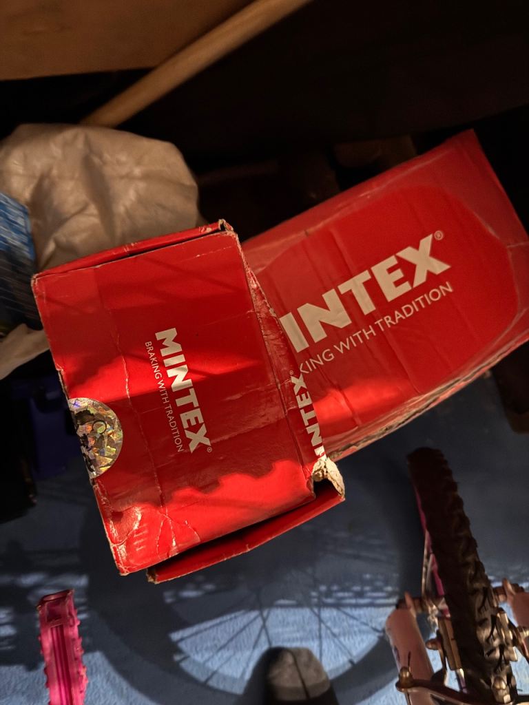 BMW X6 or 6 Series Rear Discs and Pads