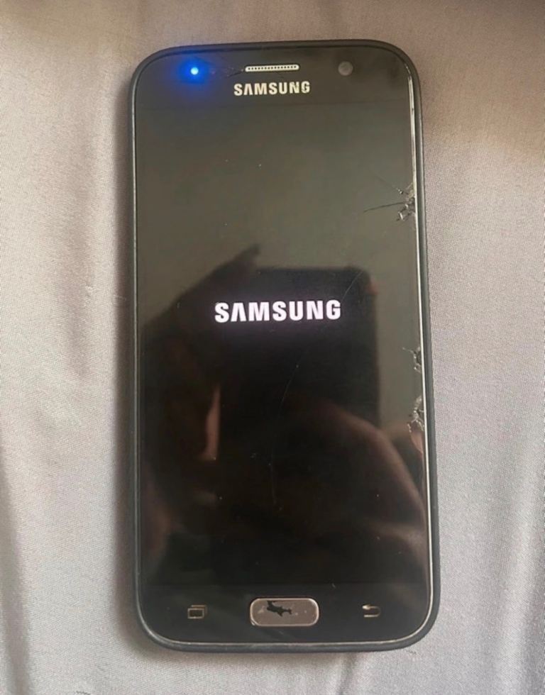 Samsung Galaxy S7 Edge Black - Cracked Screen, Spares/Repair