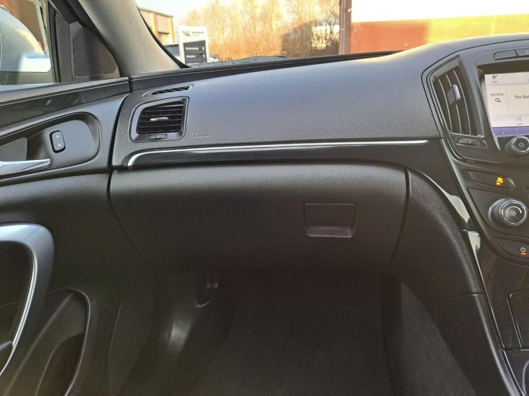 2014 Vauxhall Insignia 2.0 CDTi ecoFLEX Tech Line Sports Tourer Euro 5 (s/s) 5dr ESTATE Diesel Ma...