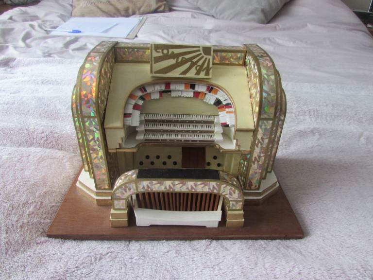 Model of an old Compton organ