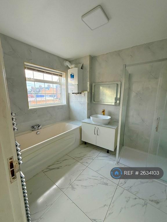 3 bedroom house in Harold Road, Sutton, SM1 (3 bed) (#2634103)