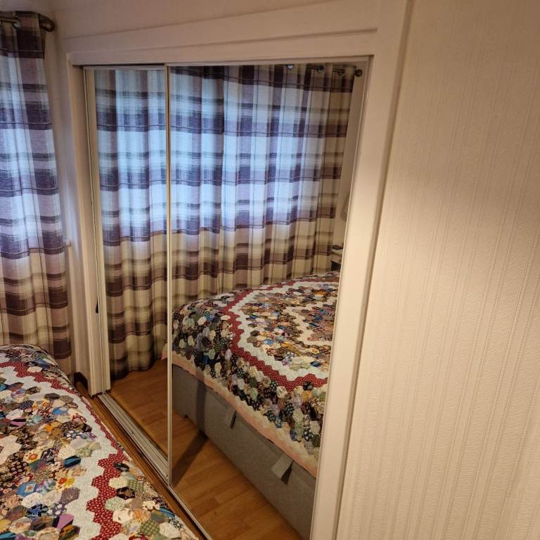 Free Built in wardrobe mirror doors