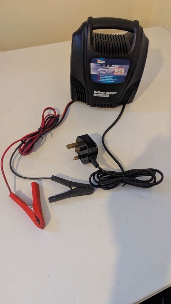 Streetwize Car Battery Charger - 12V/ 4AMP