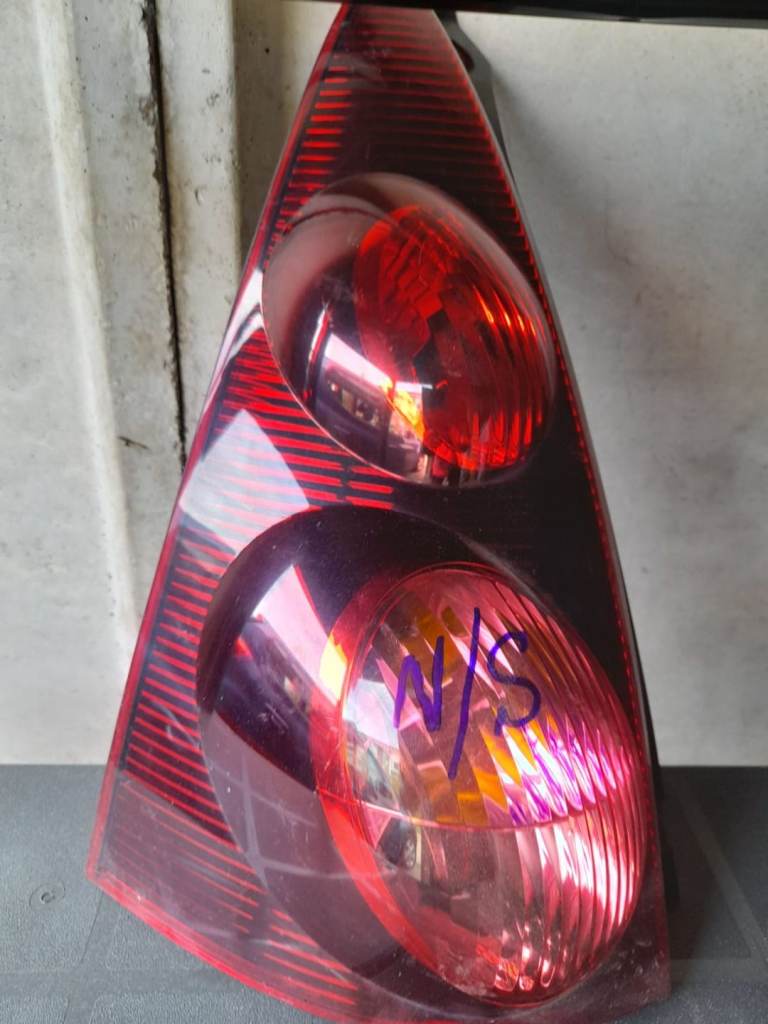 Peugeot and Citroen lights and mirrors 