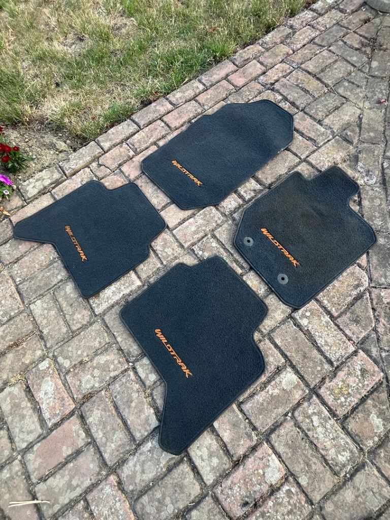 Ford Ranger wildtrak floor mats