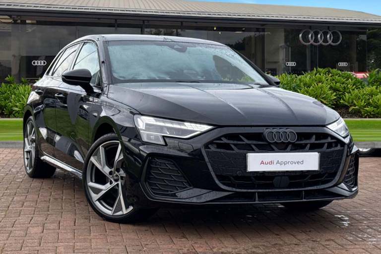 2025 Audi A3 Black Edition 35 TFSI  150 PS S tronic Hatchback PETROL Automatic