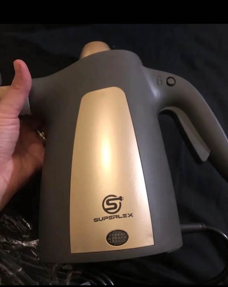 Powerful 10-in-1 portable electric steam cleaner with 1050W