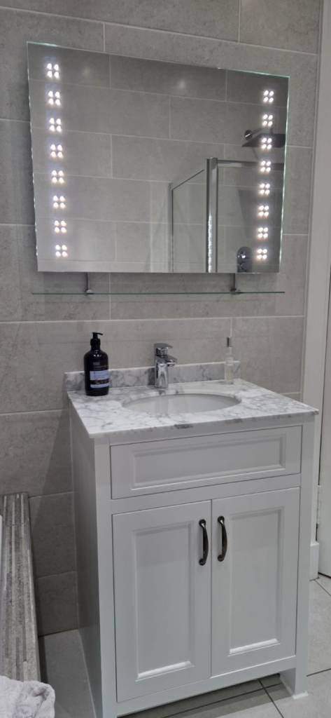 Bathroom vanity unit