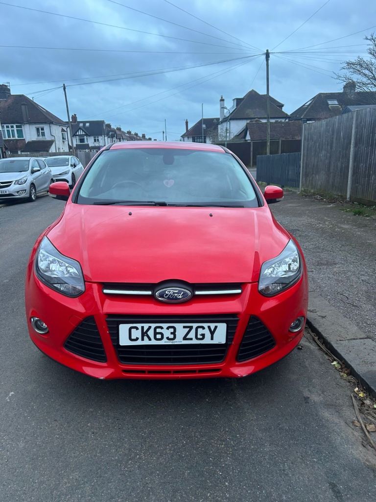 Ford, FOCUS, Hatchback, 2013, Manual, 998 (cc), 5 doors