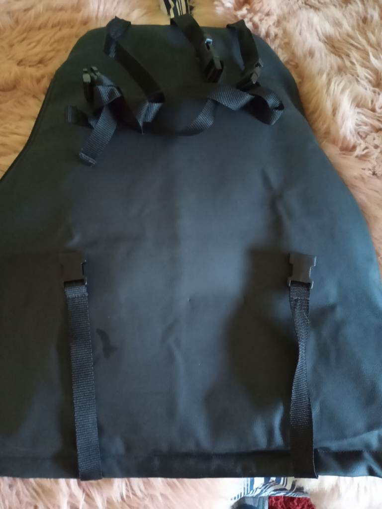 Inflatable back support for car seat