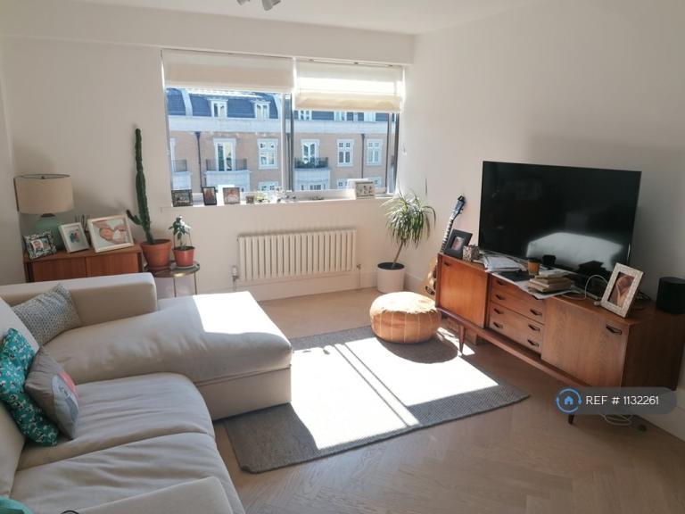 2 bedroom flat in Kensington Heights, London, W8 (2 bed) (#1132261)