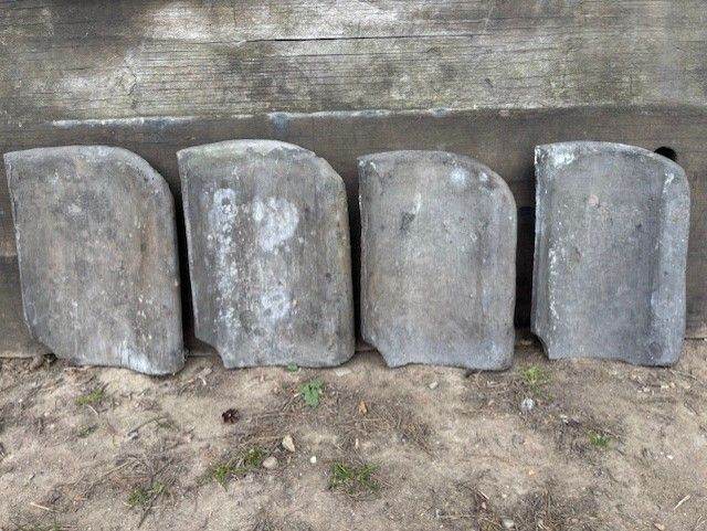 Re-Claimed Anthracite / Grey Handmade Norfolk Pan Tiles Angled Ridge 