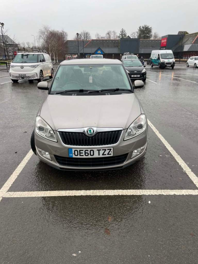 Skoda, FABIA, Hatchback, 2011, Manual, 1598 (cc), 5 doors