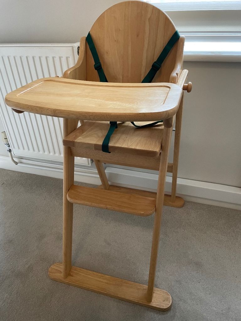 wooden highchair 