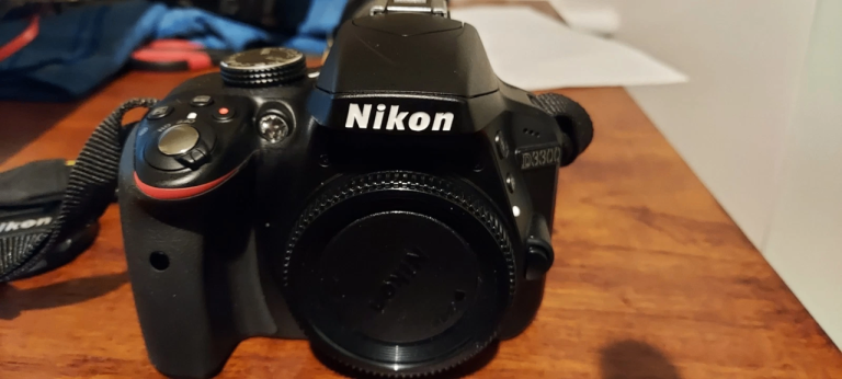 [ MINT ] Nikon D3300 24.2MP DSLR Camera.(Low Shutter Count)t